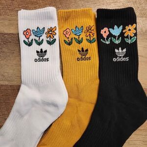 Adidas Women's Socks NWOT Medium